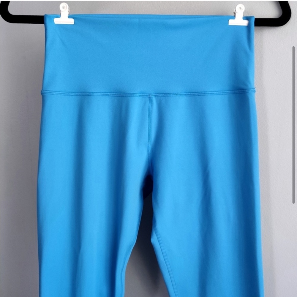 Set Active Luxform Leggings in Pacific Blue in excellent condition